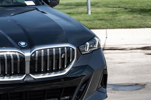 2026 BMW i5 eDrive40