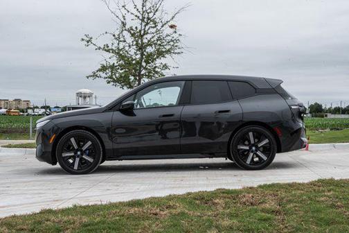 Dark Graphite Metallic 2024 BMW iX xDrive50