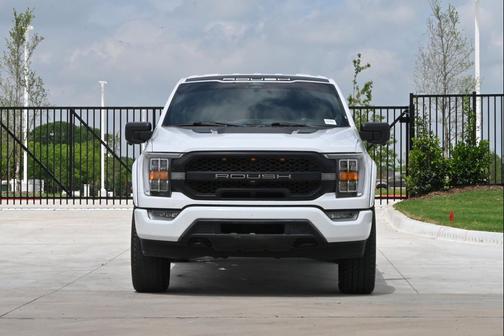 OXFORD WHITE 2022 Ford F-150 XLT