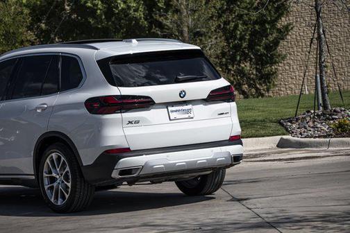 2025 BMW X5 xDrive40i
