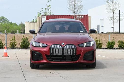Vegas Red Metallic 2026 BMW i4 Gran Coupe xDrive40