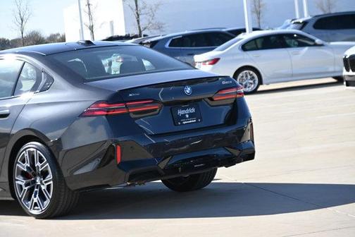 2026 BMW 550e xDrive