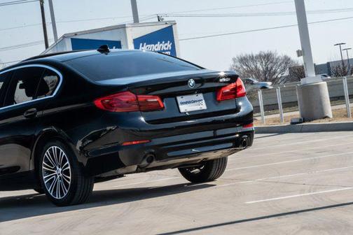 2020 BMW 530 530i