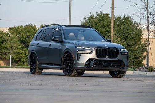2024 BMW X7 M60i