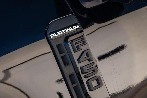 2025 Ford F-450 Platinum