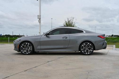 Skyscraper Grey Metallic 2027 BMW 430 i