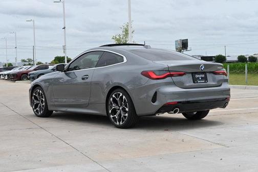 Skyscraper Grey Metallic 2027 BMW 430 i