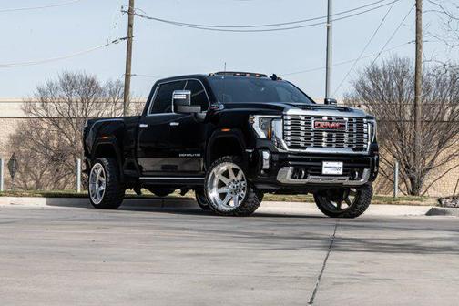 2024 GMC Sierra 2500 Denali