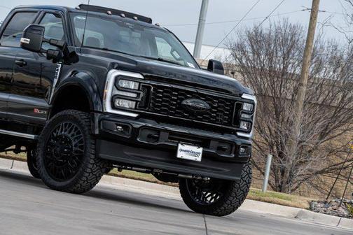 2025 Ford F-450 Lariat