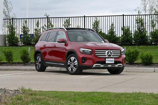 MANUFAKTUR Patagonia Red Metallic 2024 Mercedes-Benz GLB 250 Base