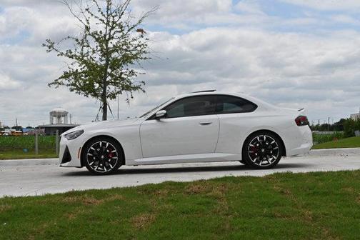 Mineral White Metallic 2026 BMW 230 230i