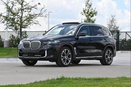 Black Sapphire Metallic 2026 BMW X5 xDrive40i