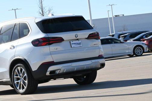 2025 BMW X5 xDrive40i