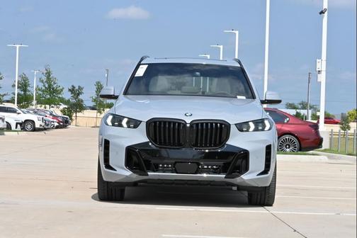 Brooklyn Grey Metallic 2026 BMW X5 xDrive40i
