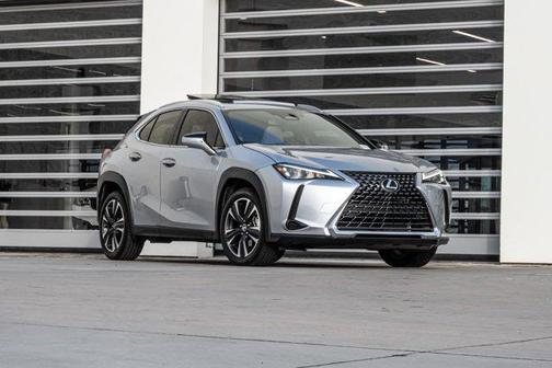 2025 Lexus UX 300h Base