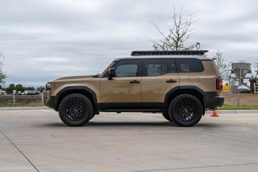 Trail Dust/Gray Scape 2024 Toyota Land Cruiser Base