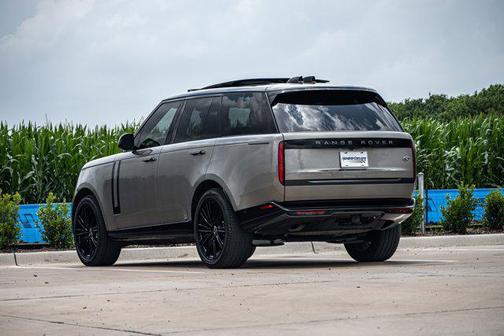2023 Land Rover Range Rover P400 SE