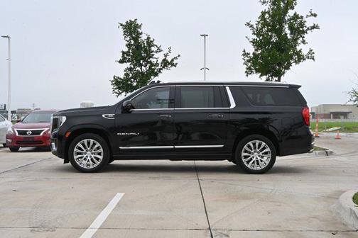 Onyx Black 2023 GMC Yukon XL Denali