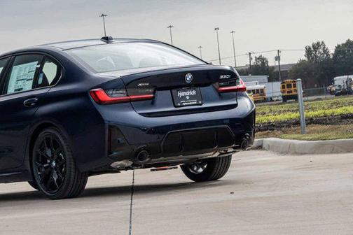 2026 BMW 330 i xDrive