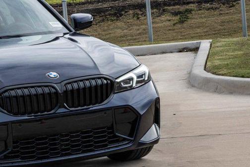 2026 BMW 330 i xDrive