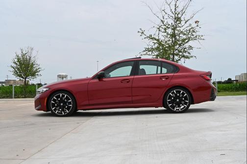 Vegas Red Metallic 2025 BMW M340 M340i