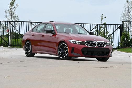 Vegas Red Metallic 2025 BMW M340 M340i