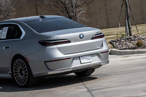 2024 BMW i7 eDrive50