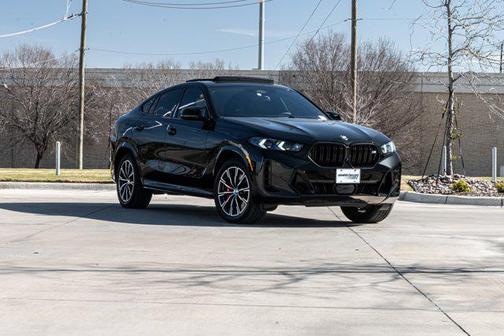 2025 BMW X6 M60i