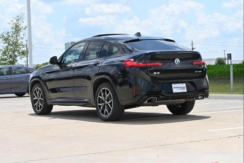 Black Sapphire Metallic 2023 BMW X4 xDrive30i