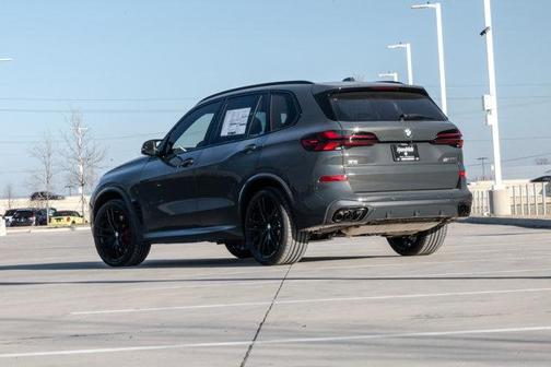 2026 BMW X5 M60i