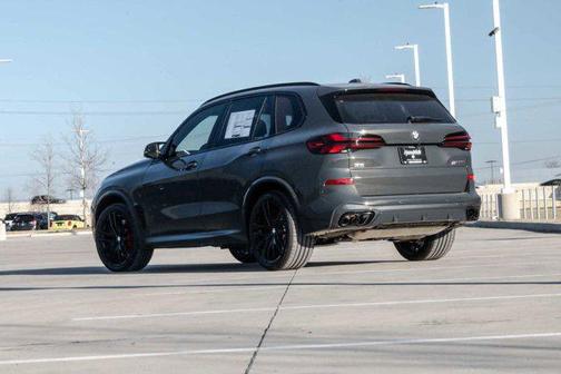 2026 BMW X5 M60i