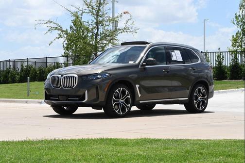 Manhattan Green Metallic 2026 BMW X5 sDrive40i