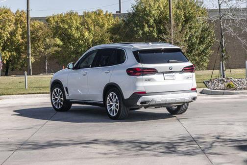 2025 BMW X5 xDrive40i