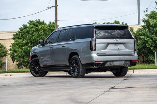 2023 Cadillac Escalade ESV V-Series