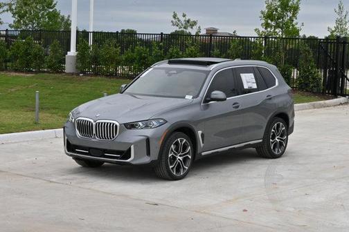 Skyscraper Grey Metallic 2026 BMW X5 xDrive40i