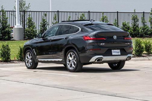 Dark Graphite Metallic 2025 BMW X4 xDrive30i
