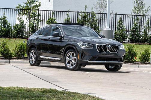 Dark Graphite Metallic 2025 BMW X4 xDrive30i