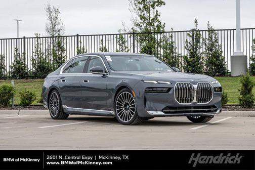 Sparkling Copper Metallic 2026 BMW i7 eDrive50