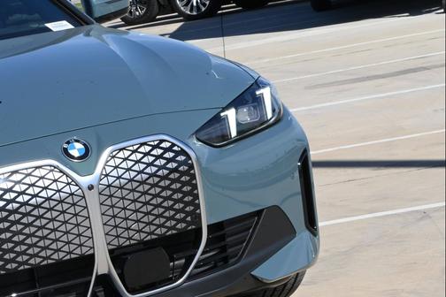 Cape York Green Metallic 2026 BMW i4 Gran Coupe xDrive40