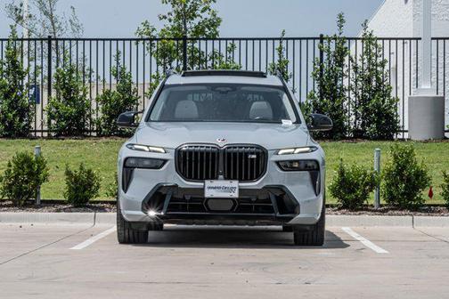 Brooklyn Grey Metallic 2023 BMW X7 M60i