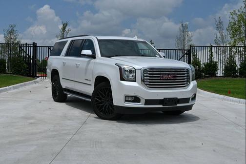 White Frost Tricoat 2019 GMC Yukon XL SLT