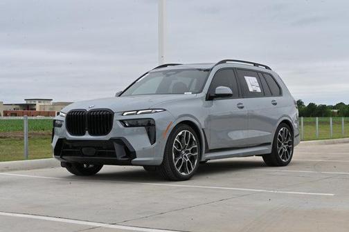 Brooklyn Grey Metallic 2027 BMW X7 xDrive40i