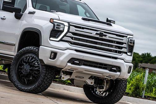2025 Chevrolet Silverado 3500 High Country