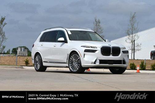 Mineral White Metallic 2026 BMW X7 xDrive40i