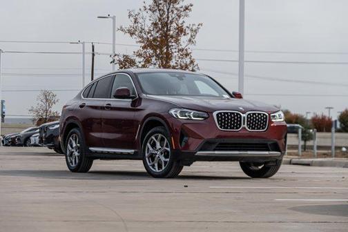 2025 BMW X4 xDrive30i