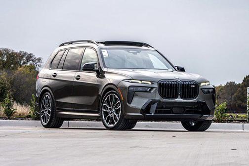 2025 BMW X7 M60i