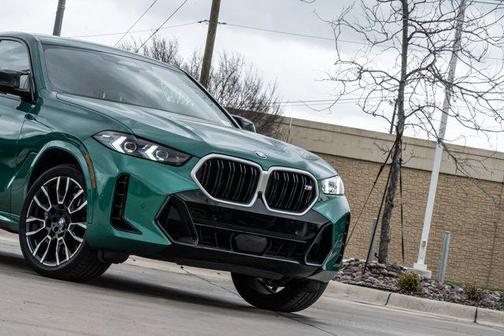 2025 BMW X6 M60i