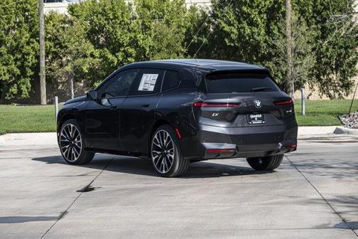 2026 BMW iX xDrive60
