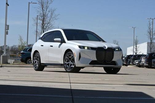 2026 BMW iX xDrive60