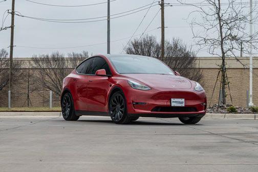 2023 Tesla Model Y Performance